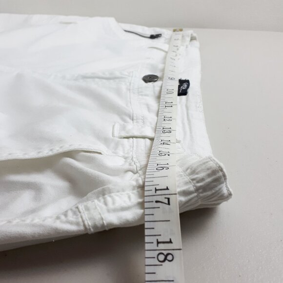 George Mid-rise Cargo Shorts - Picture 12 of 15